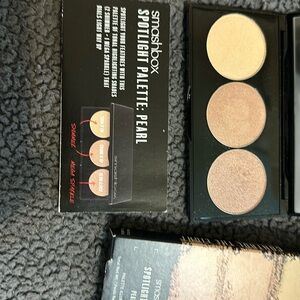 Smashbox spotlight palette pearl.